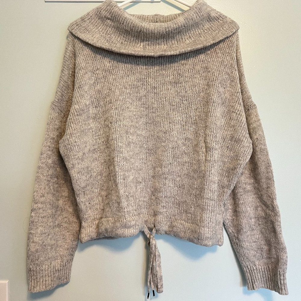 H&M Gray Turtleneck Knit Sweater with Drawstring Waist - Medium